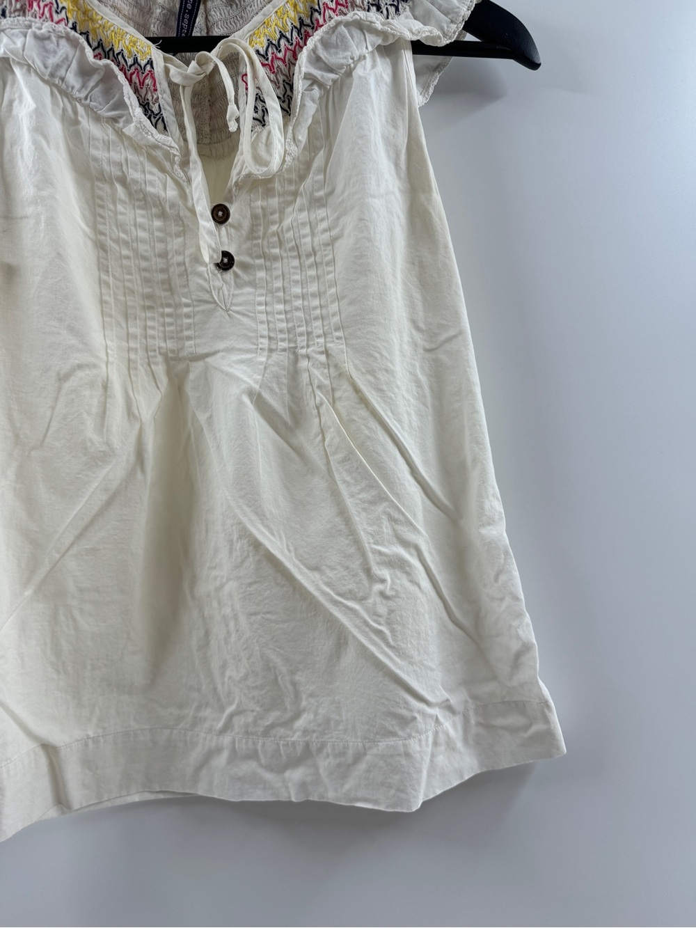 One September Cream Embroidered Ruffle Tank Top – Women's Size 2 (Small) - Picture 3 of 8